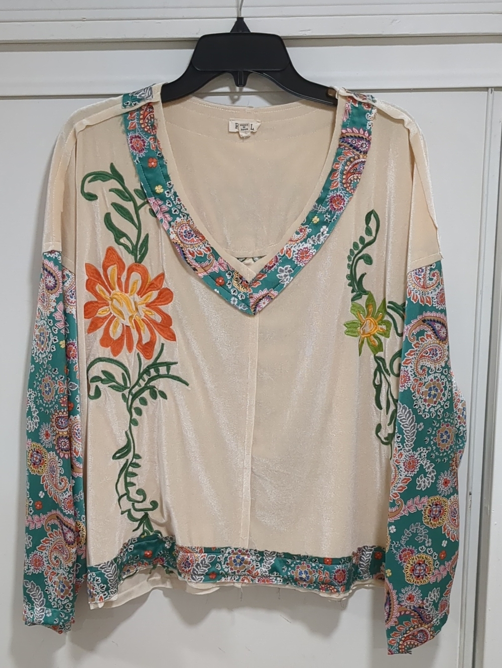POL Women's Floral Embroidered Long Sleeve Top in Cream and Teal